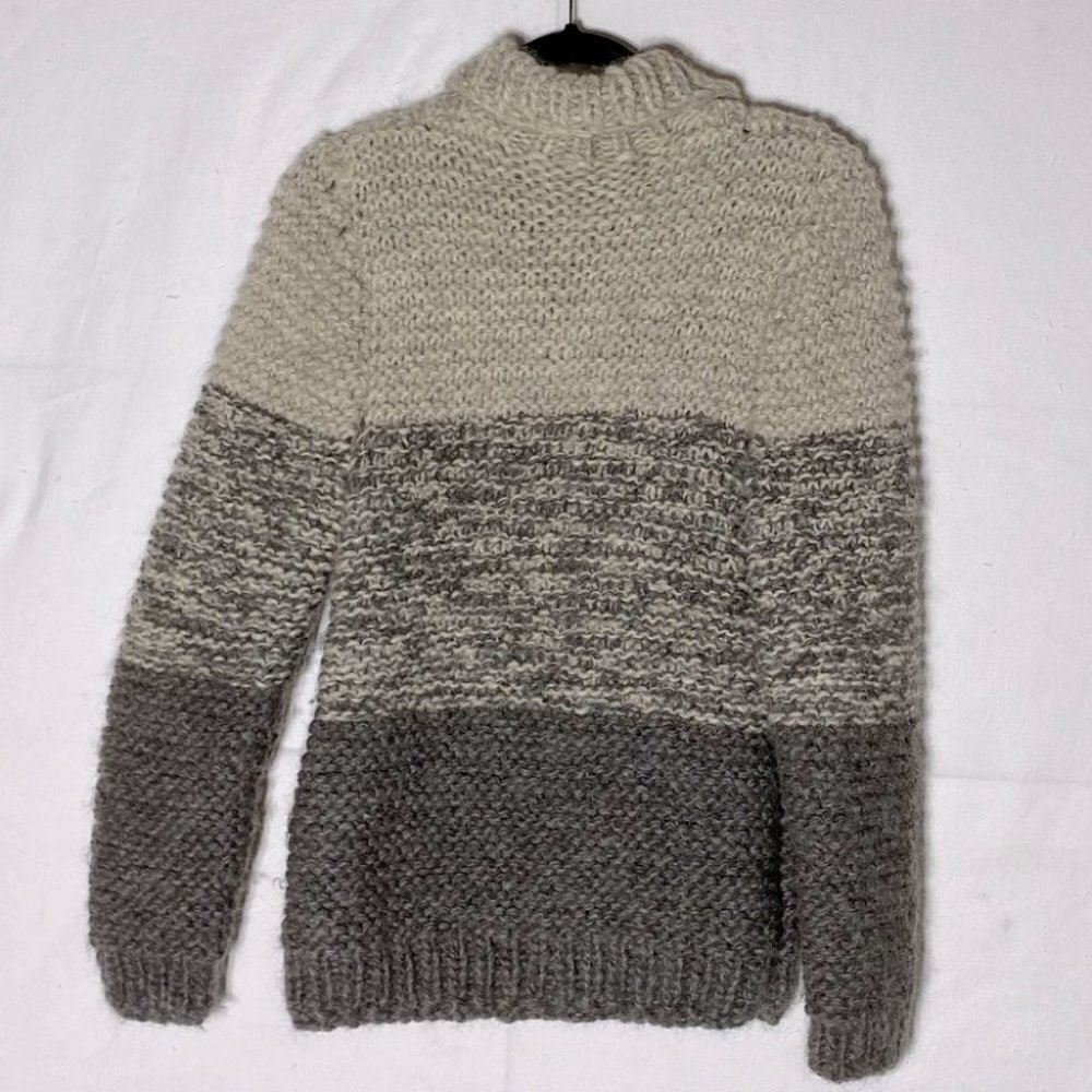 Vintage Hand  Knit Ombre Button Up Hand Knit Cardigan M - Picture 9 of 10